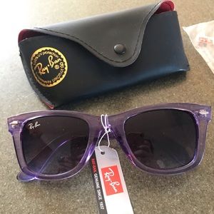 Purple Ray-Ban wayfarer sunglasses